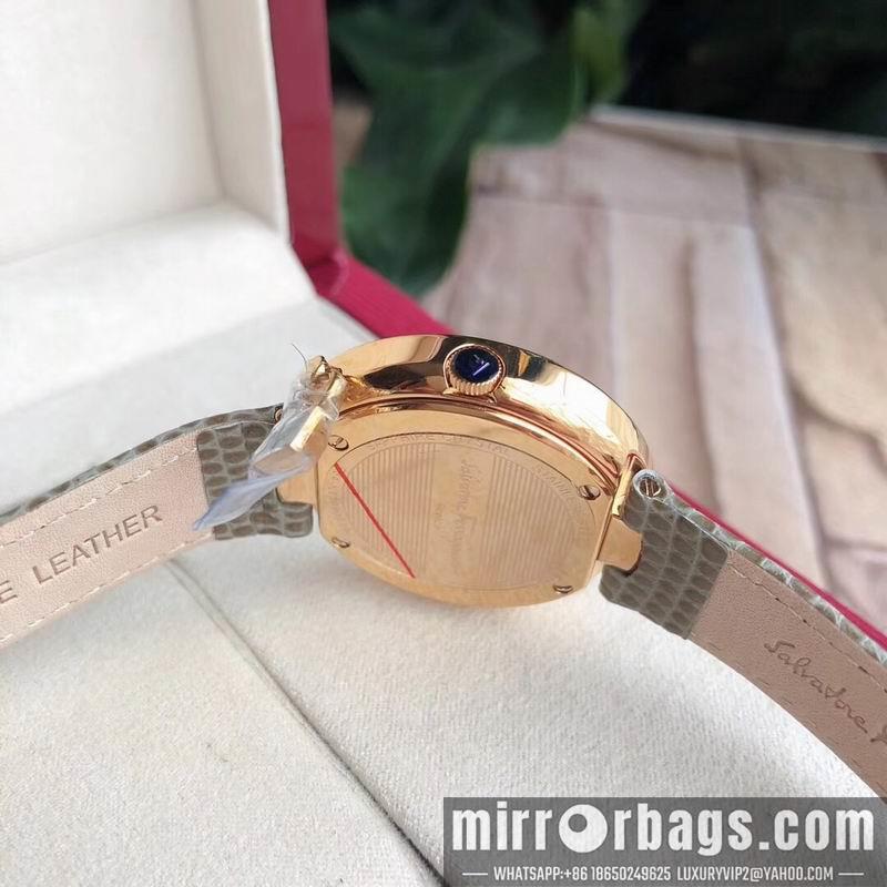 Ferragamo 37mm 032437