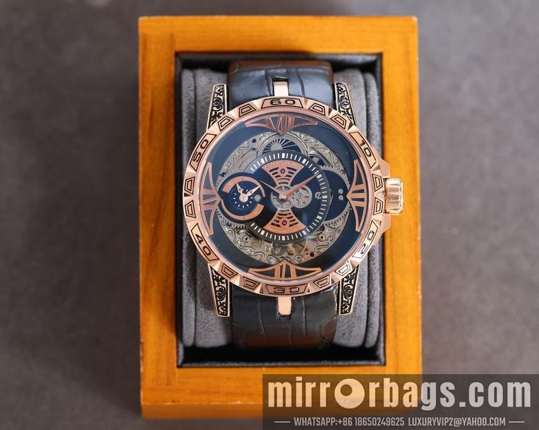Roger Dubuis watch M17