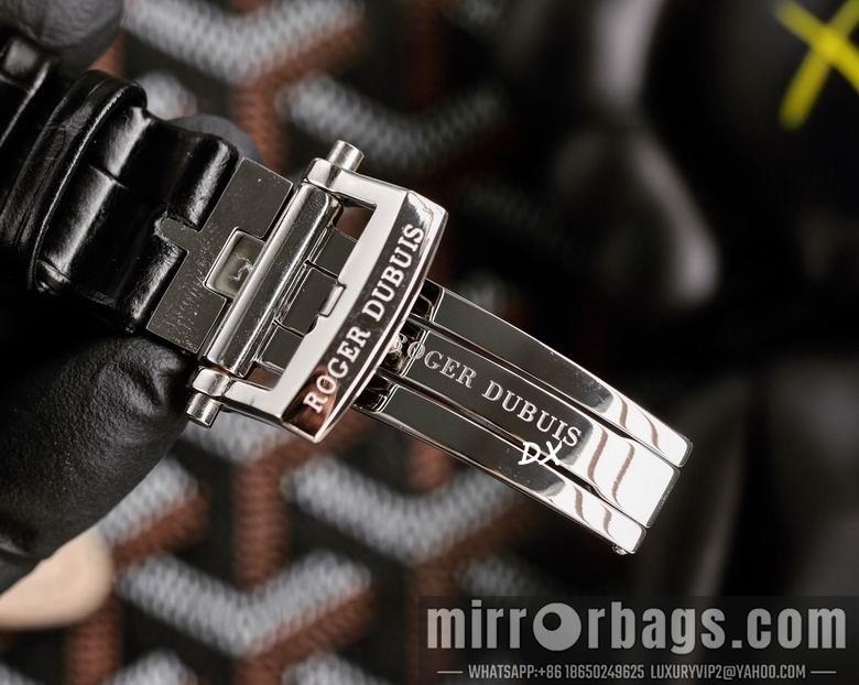 Roger Dubuis 45x15.7mm 2nms44