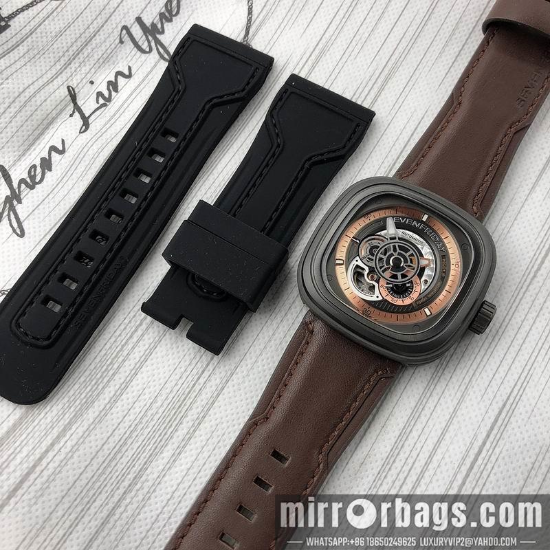Seven Friday 47X47mm 0321109