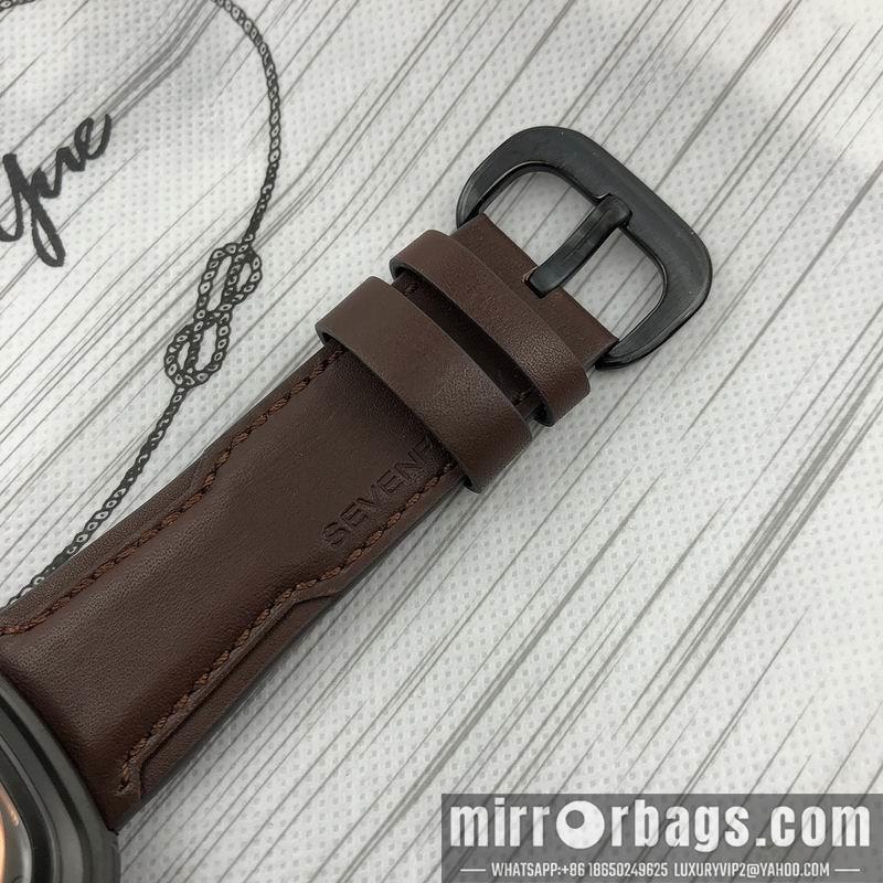Seven Friday 47X47mm 0321109