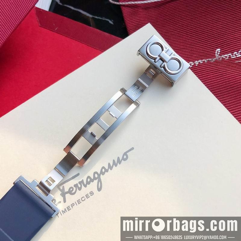 Ferragamo 43mm 032442