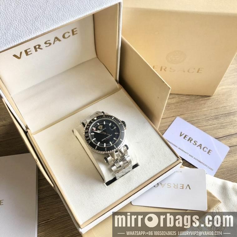 Versace men 46mm M03