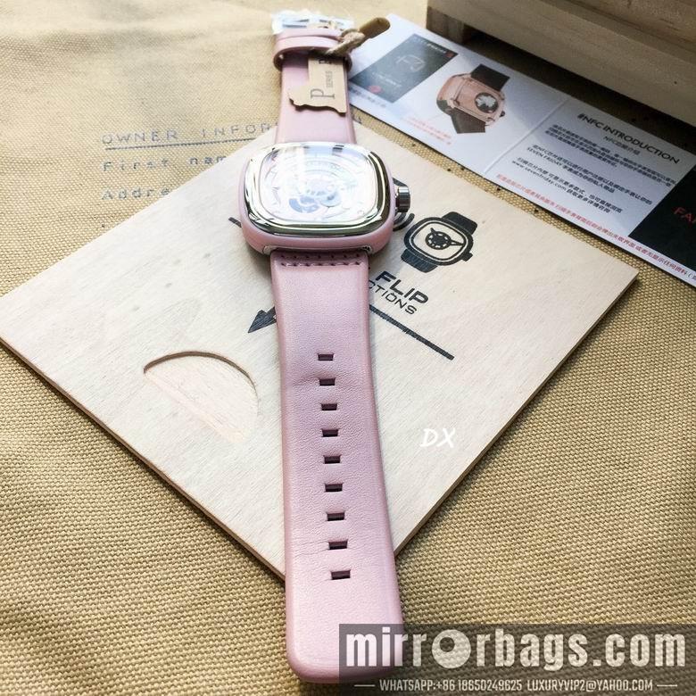 Seven Friday 47x47mm 8nms59