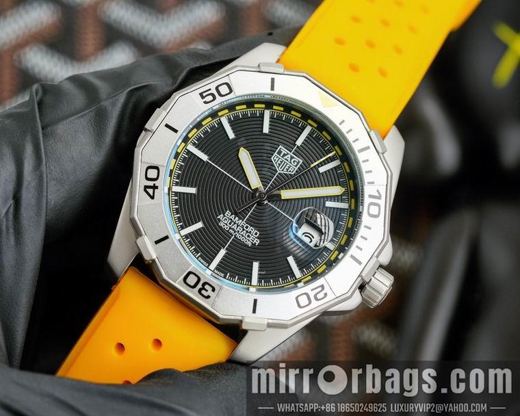 TAG Heuer men 40mm M02