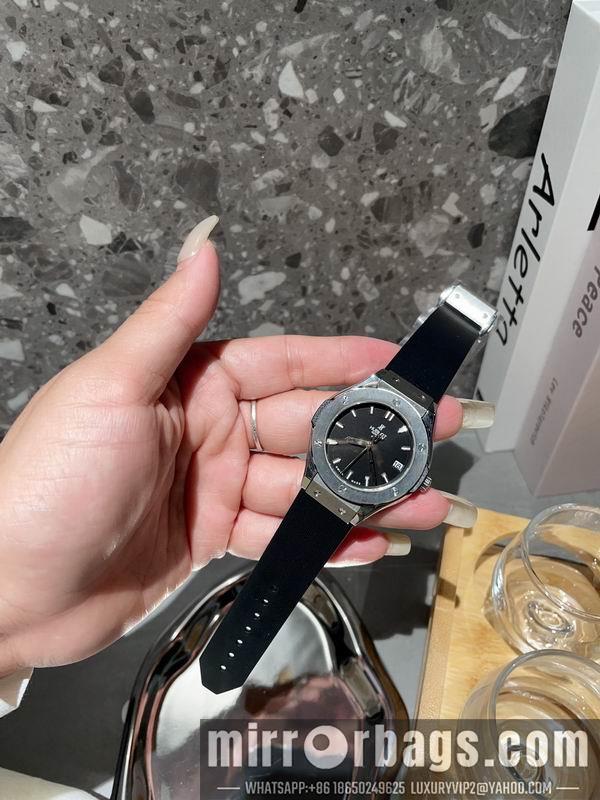 Hublot 36mm 052211
