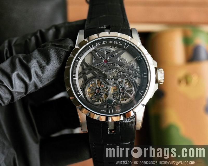 Roger Dubuis 46mm 033101
