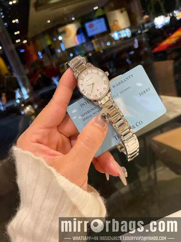 Tiffany women 28mm 080611
