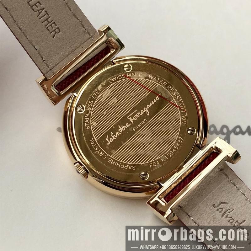 Ferragamo 37mm 032437