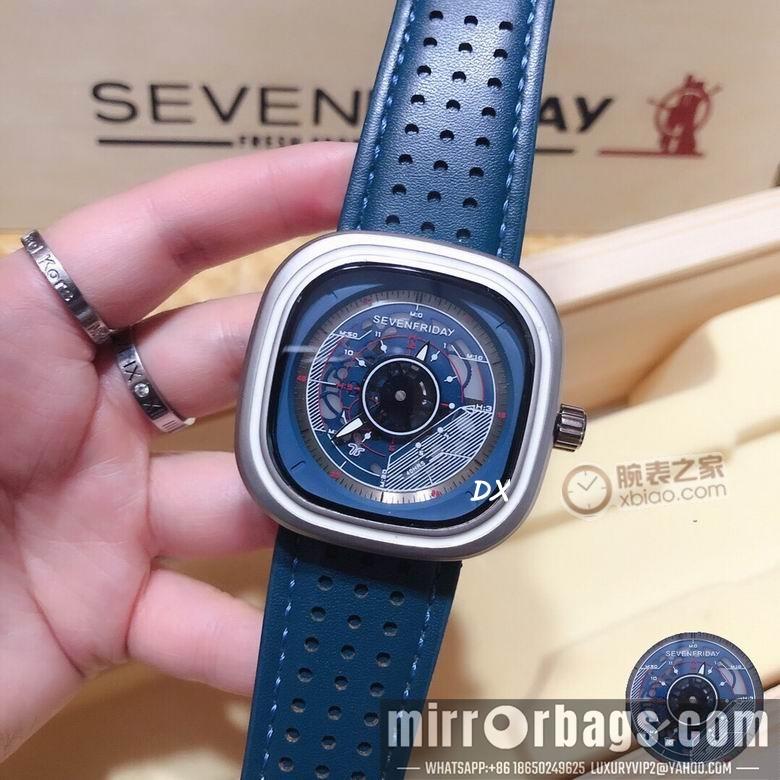 Seven Friday 47x47mm 2nms19
