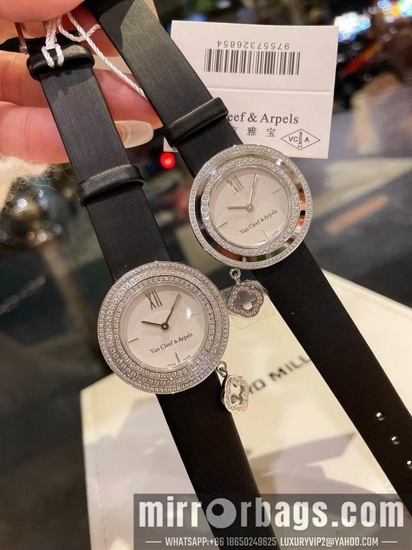 Van Cleef & Arpels women 32mm 080606
