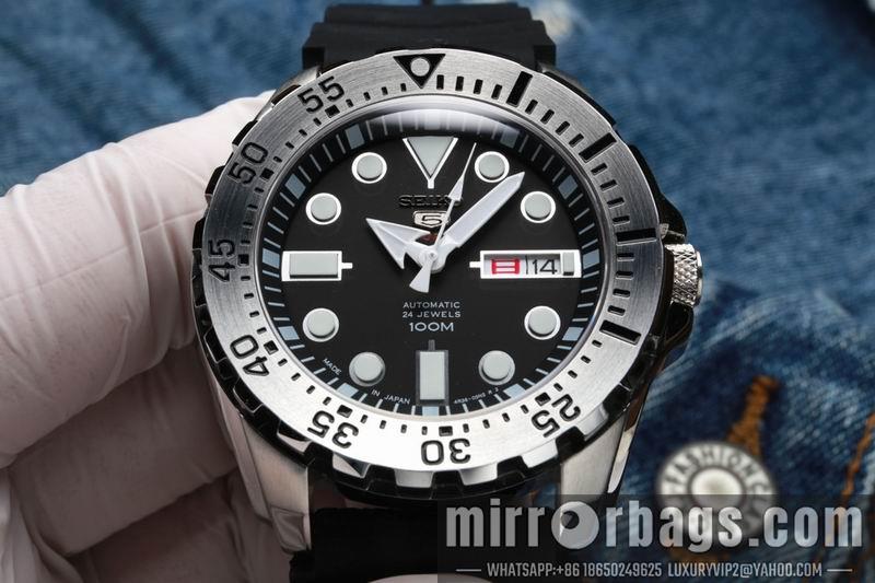 Seiko 43.3X13mm 050218