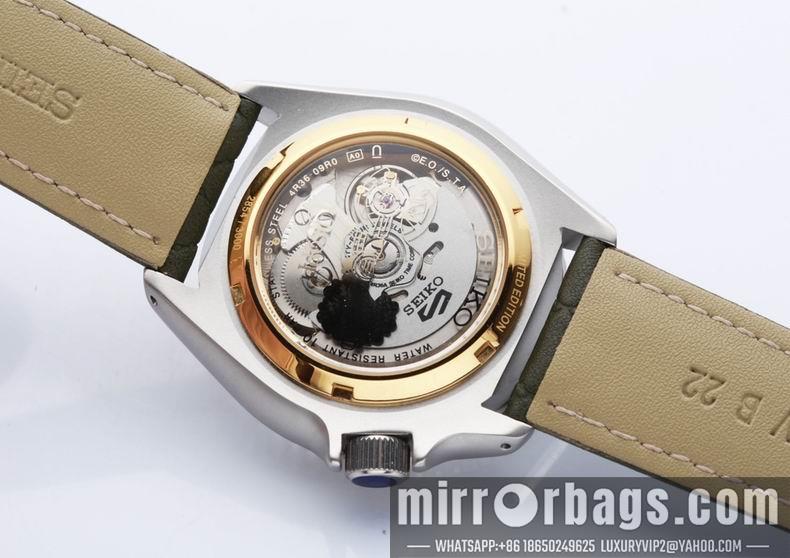 Seiko 42.5X13.4mm 092104
