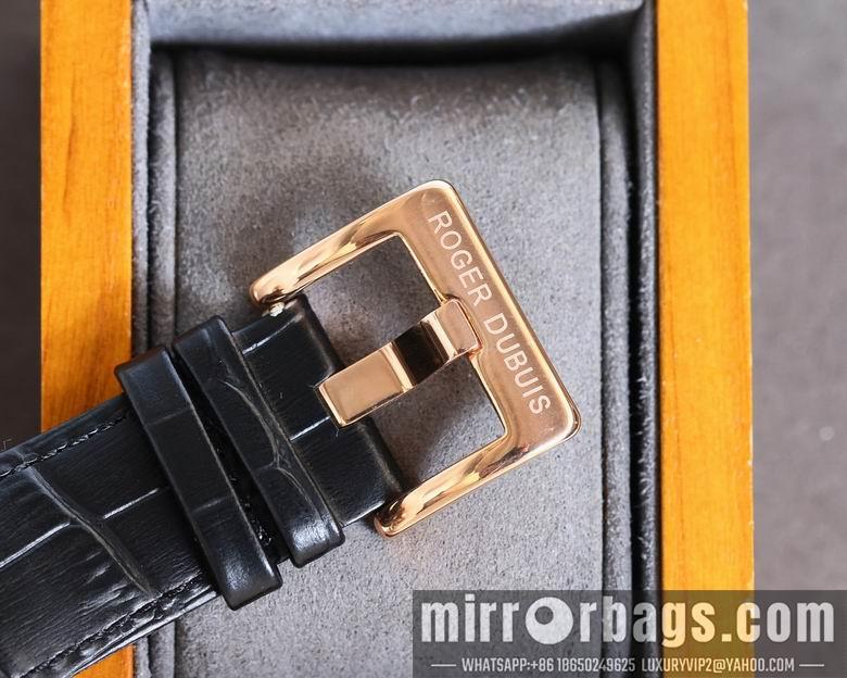 Roger Dubuis watch M17