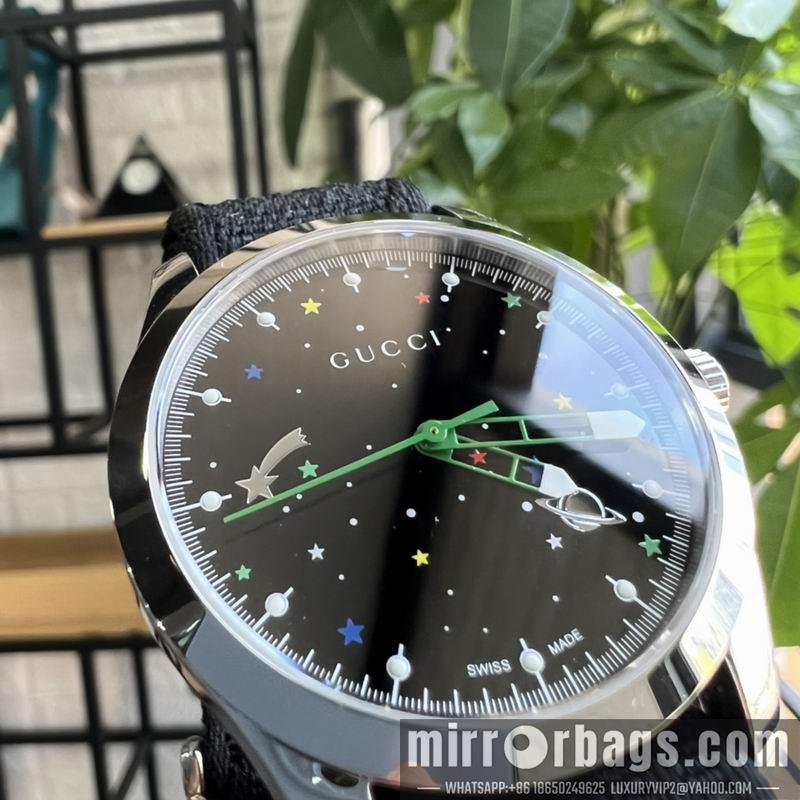 Gucci watch 080637
