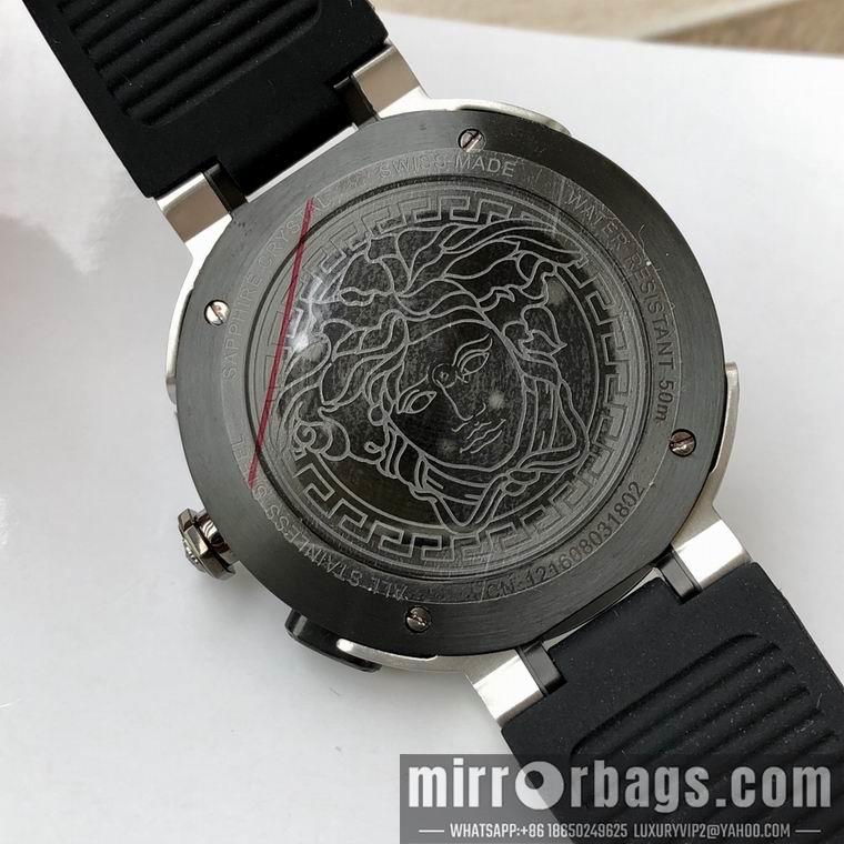 Versace men 44mm M05