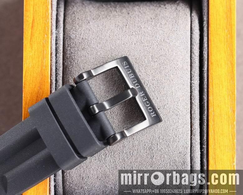 Roer dubuis watch 43X13mm M14