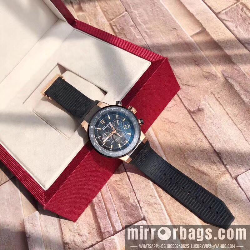 Ferragamo 43mm 032444