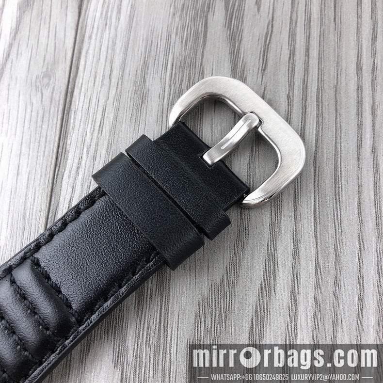 Seven Friday 47.6X47mm 092602