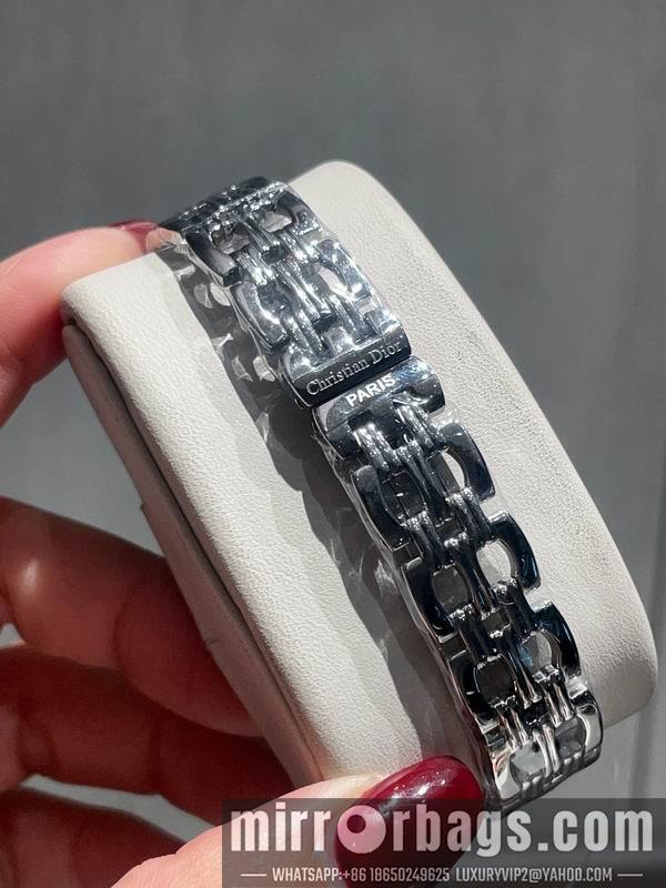 Dior watch 031102