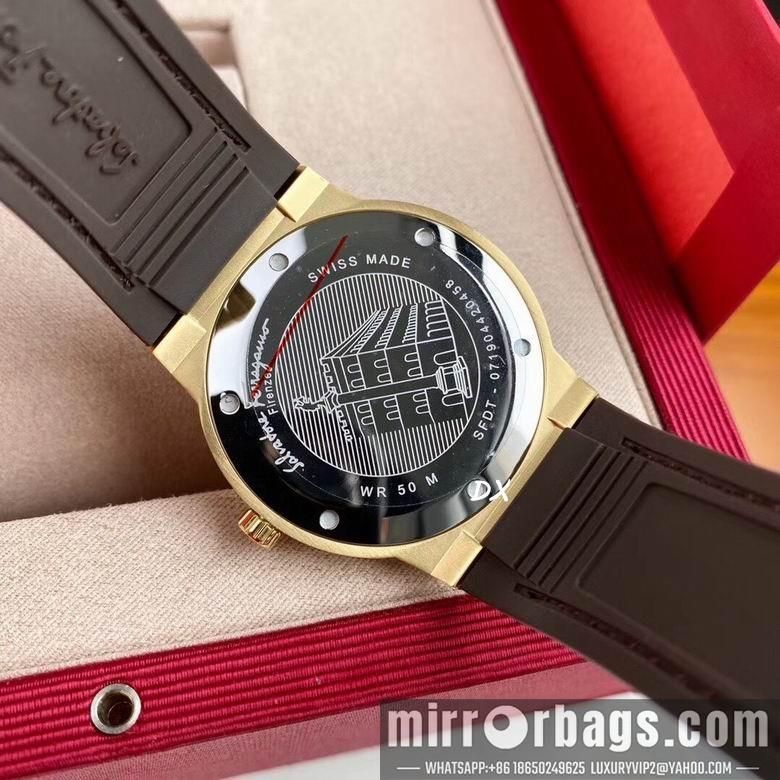 Ferragamo 41mm 2nms12