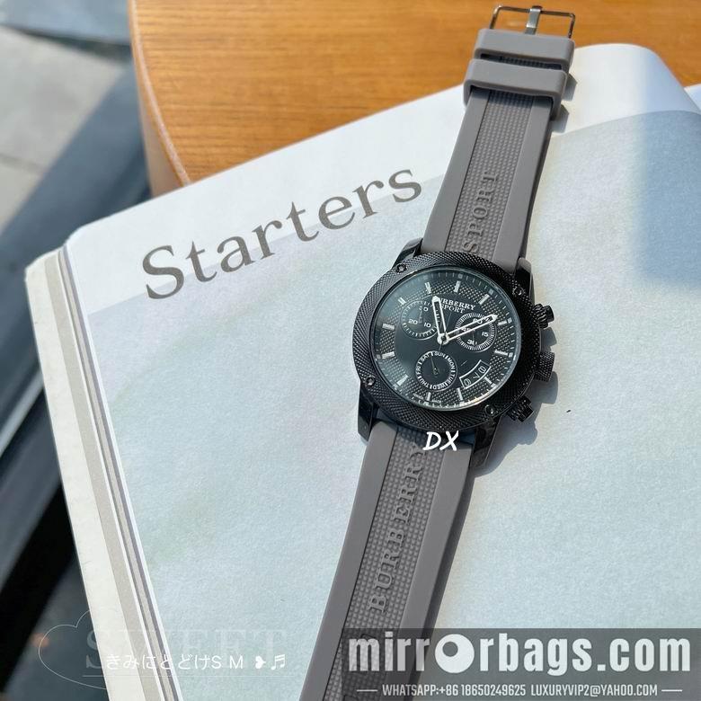 Burberry S M 10nms13