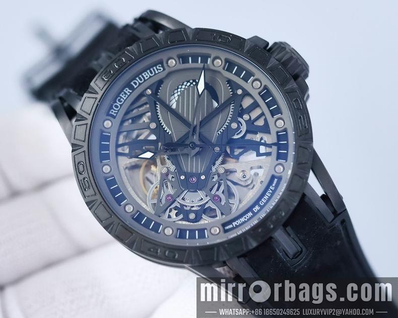 Roger Dubuis watch M18