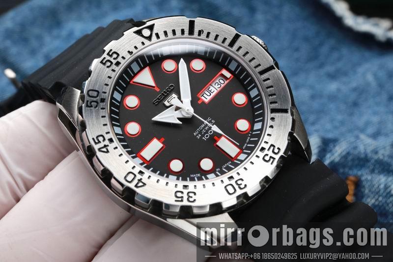 Seiko 43.3X13mm 072802