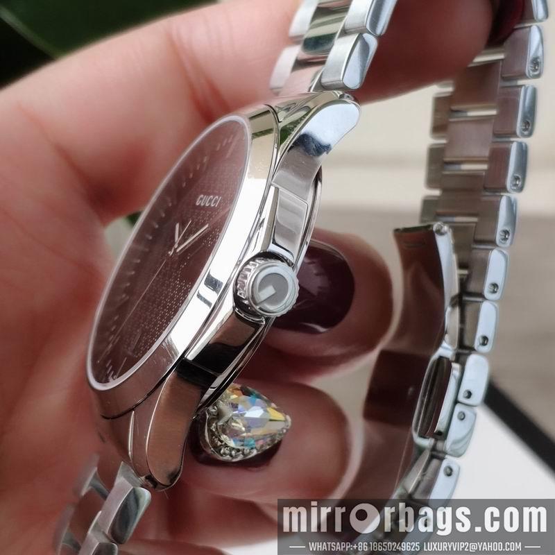 Gucci watch 080644