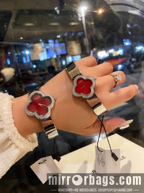 Van Cleef & Arpels watch 090931