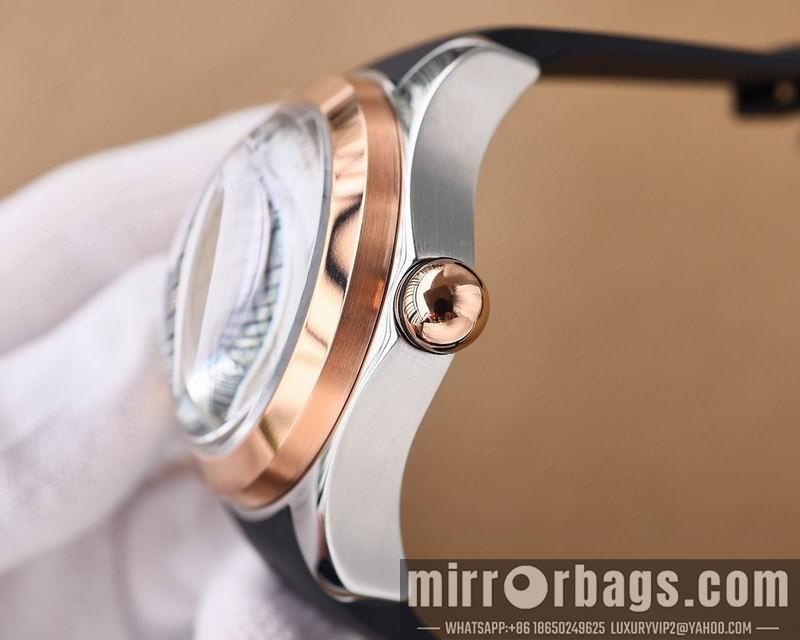Corum 47mm 050624