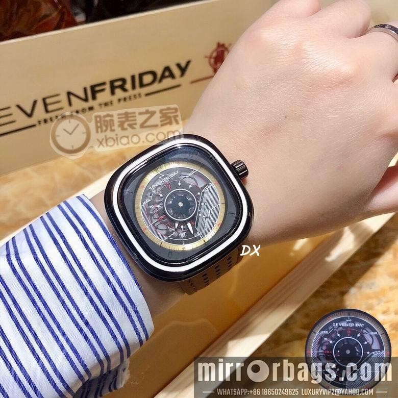 Seven Friday 47x47mm 2nms19