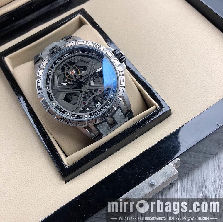 Roger Dubuis men 47X13mm M03