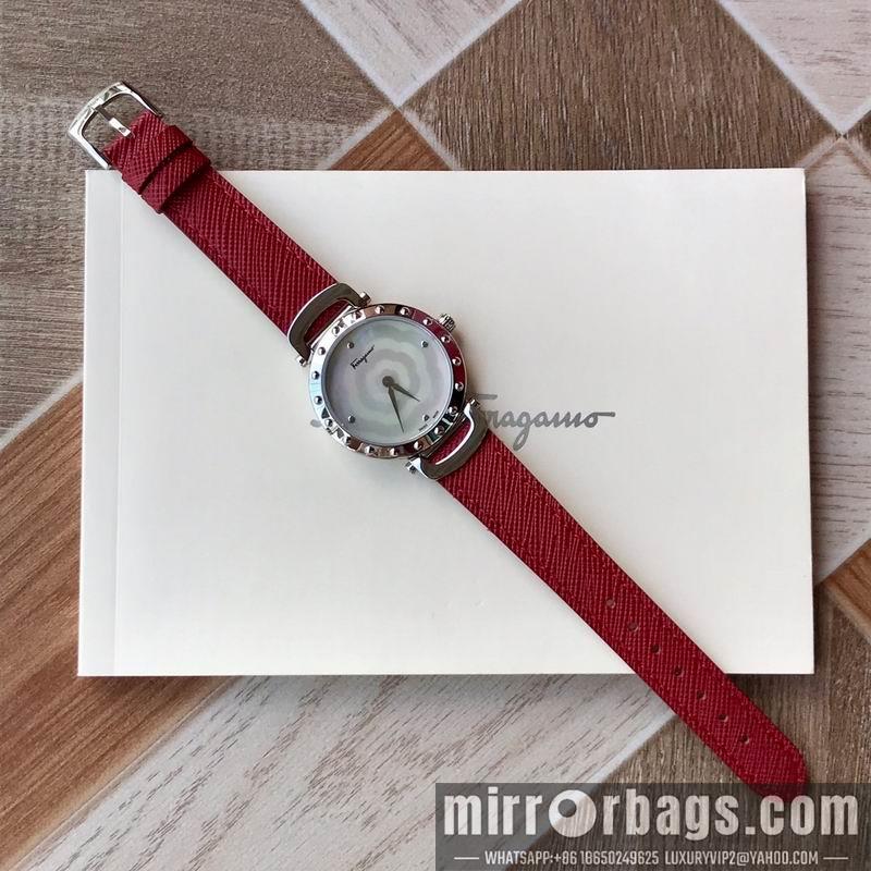 Ferragamo 34mm 032443