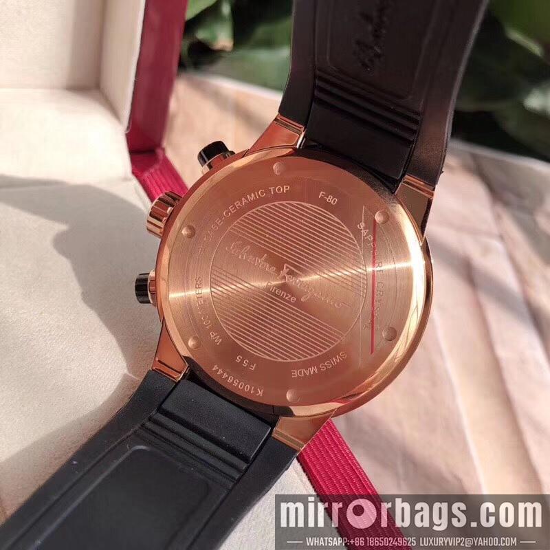 Ferragamo 43mm 032444