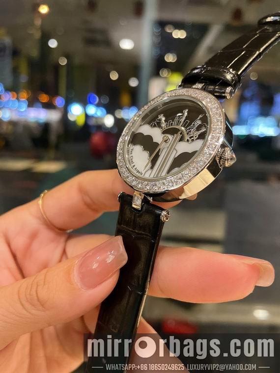 Van Cleef Arpels watch 01