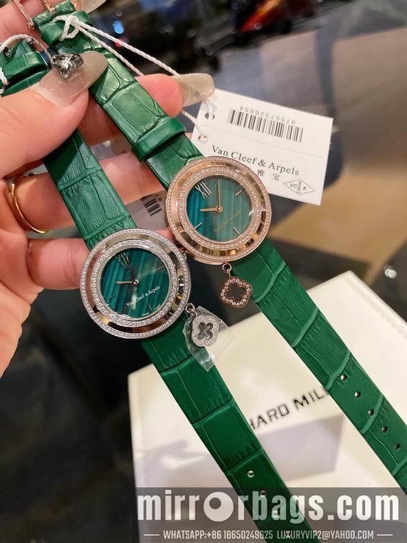 Van Cleef & Arpels women 32mm 080606