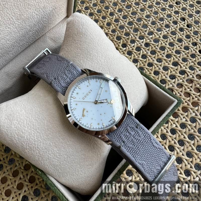 Gucci watch 080637