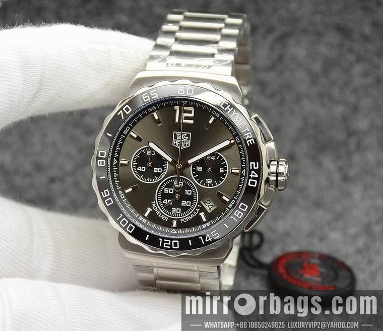 Tag heuer men watch M04