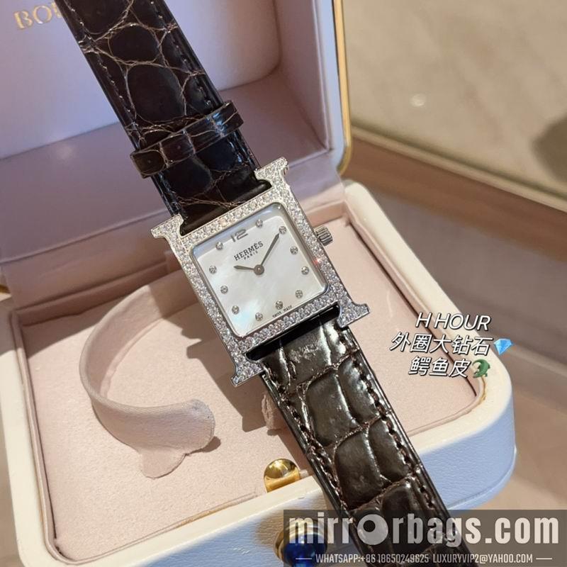 Hermes 26X26mm 022359