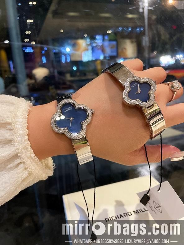 Van Cleef & Arpels watch 090931