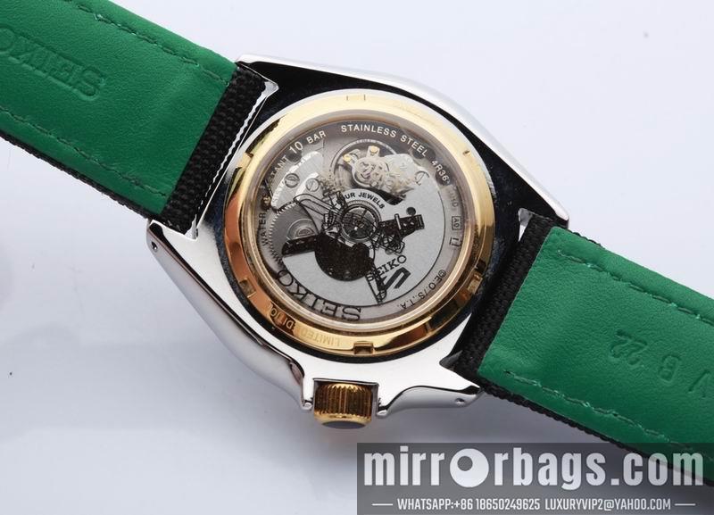 Seiko 42.5X13.4mm 031758
