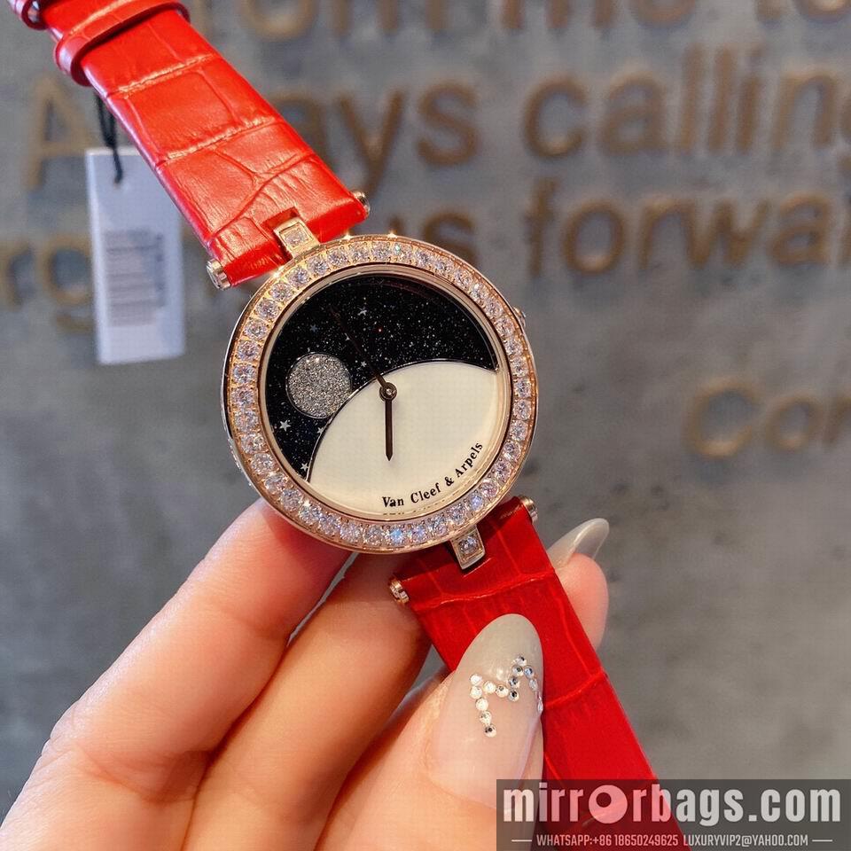 Van Cleef Arpels watch 02