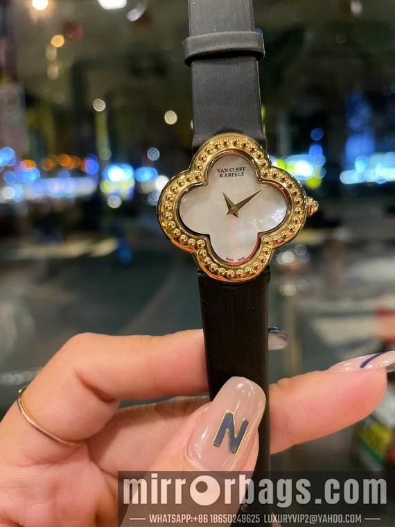 Van Cleef Arpels watch 04