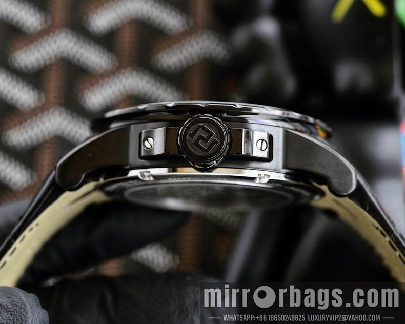 Roger Dubuis watch 46mm 070971