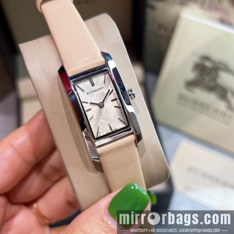 Burberry 19X30mm 060319