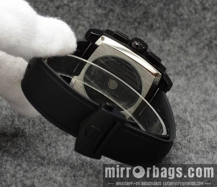Tag heuer men watch M07