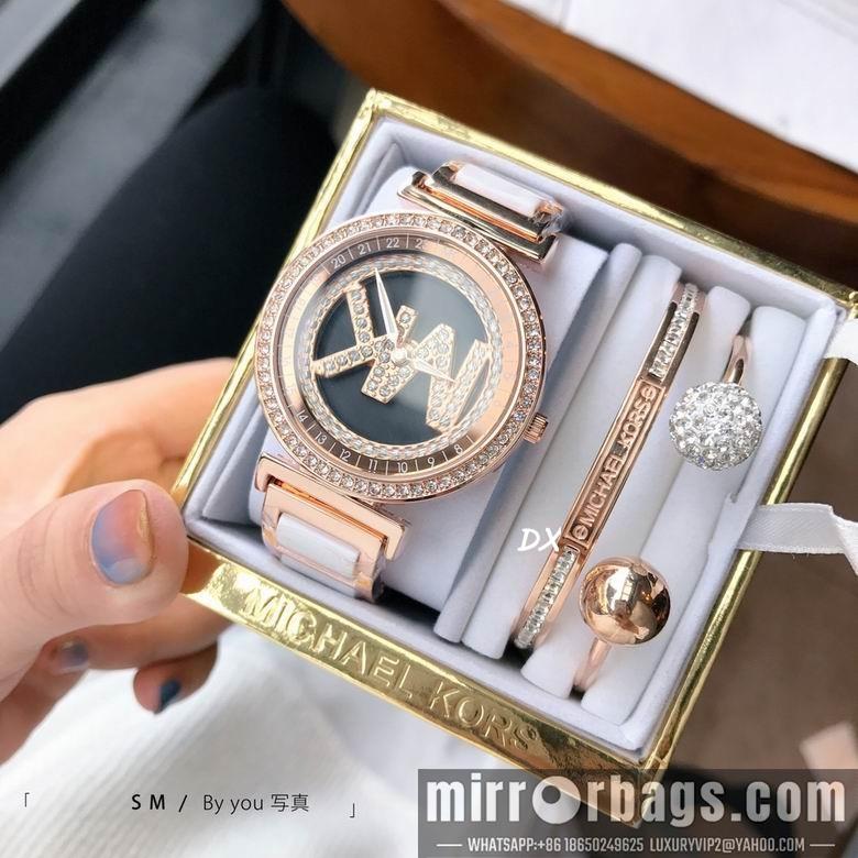 Michael Kors S M 2nms28