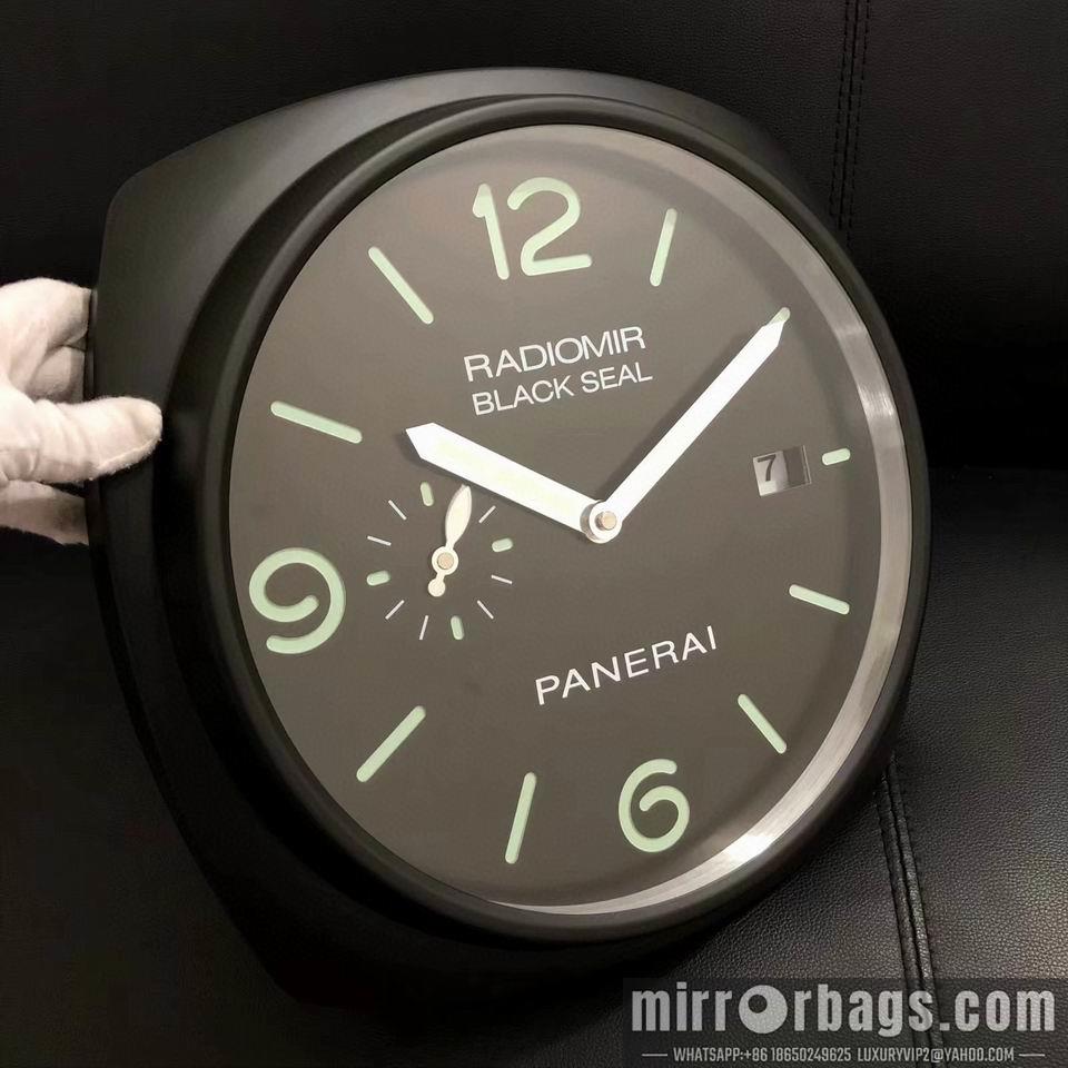 Panerai clock 0403