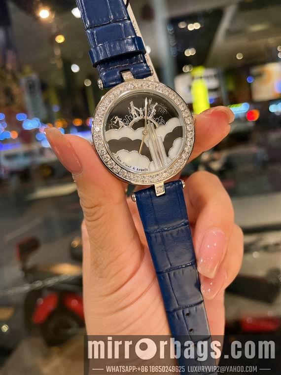 Van Cleef Arpels watch 01